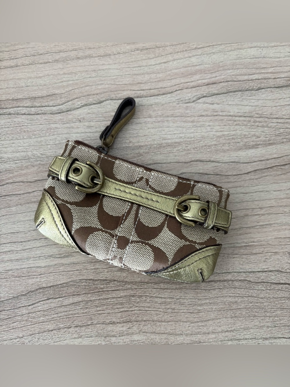 Coach y2k soho Signature collection with Metallic Gold Trim